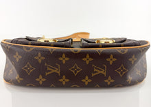 Load image into Gallery viewer, Louis Vuitton Monogram Hudson GM