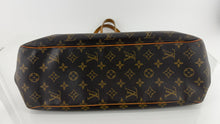 Load image into Gallery viewer, Louis Vuitton Monogram Batignolies