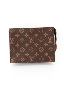 Louis Vuitton Monogram Toiletry 19