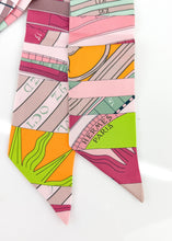 Load image into Gallery viewer, Hermes Silk Twilly Pink
