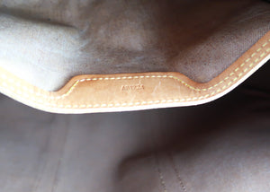 Louis Vuitton Monogram Sac Flannerie 45