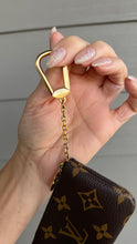 Load image into Gallery viewer, Louis Vuitton Monogram Key Pouch