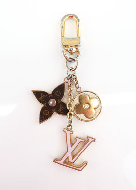 Louis Vuitton Spring Bloom Key Charm Pink