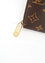Load image into Gallery viewer, Louis Vuitton Monogram Zippy