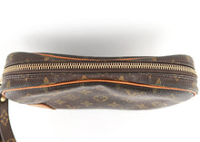 Load image into Gallery viewer, Louis Vuitton Monogram Dragonne Clutch