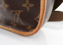 Load image into Gallery viewer, Louis Vuitton Monogram Bosphore Messenger