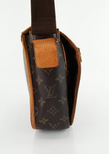 Load image into Gallery viewer, Louis Vuitton Monogram Bosphore Messenger