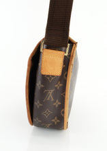 Load image into Gallery viewer, Louis Vuitton Monogram Bosphore Messenger