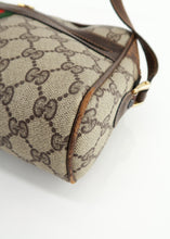 Load image into Gallery viewer, Gucci Sherry Vintage Shoulder Bag