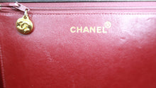 Load image into Gallery viewer, Chanel Lambskin Vintage Single Flap Black