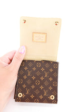 Load image into Gallery viewer, Louis Vuitton Monogram Necklace Jewelry Case