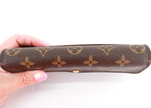 Load image into Gallery viewer, Louis Vuitton Monogram Sarah Wallet
