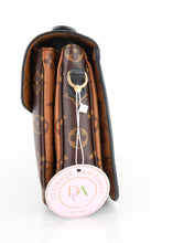 Load image into Gallery viewer, Louis Vuitton Monogram Reverse Pochette Metis
