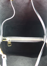 Load image into Gallery viewer, Louis Vuitton Empreinte Monogram NeoNoe MM Black