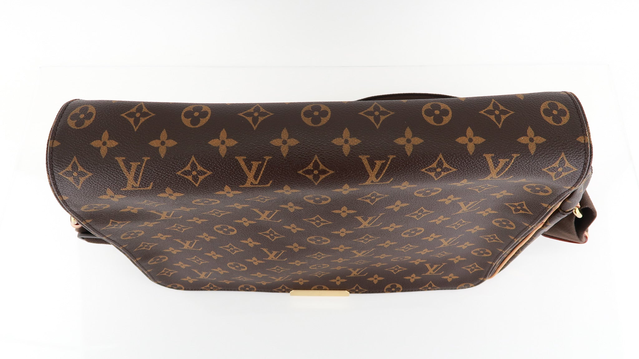 Louis Vuitton Messenger Valmy Monogram Mm Brown