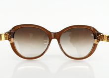 Load image into Gallery viewer, Louis Vuitton Petit Soupçon Cat Eye Sunglasses