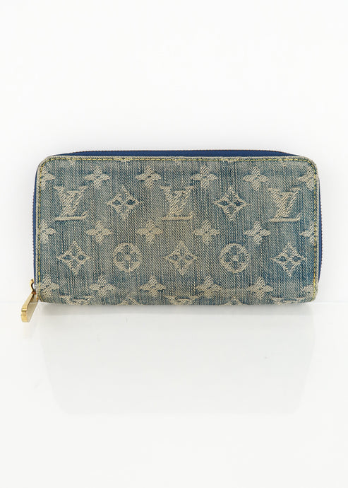 Louis Vuitton Monogram Denim Zippy