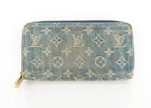 Load image into Gallery viewer, Louis Vuitton Monogram Denim Zippy