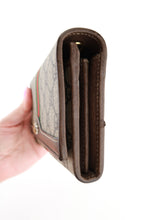Load image into Gallery viewer, Gucci Supreme Wallet on Chain