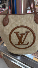 Load image into Gallery viewer, Louis Vuitton Saint Jacques Caramel