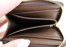 Load image into Gallery viewer, Gucci Ophidia Supreme Canvas Compact Wallet