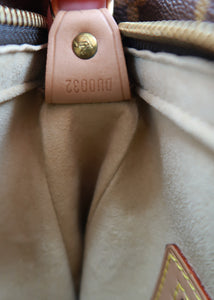 Louis Vuitton Monogram Looping GM
