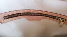 Load image into Gallery viewer, Louis Vuitton Monogram Looping GM