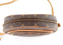 Load image into Gallery viewer, Louis Vuitton Monogram Blois