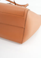 Load image into Gallery viewer, Tory Burch Saffiano Leather Robinson Large Tan