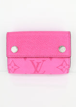 Load image into Gallery viewer, Louis Vuitton Monogram Taigarama Discovery Pink