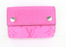 Load image into Gallery viewer, Louis Vuitton Monogram Taigarama Discovery Pink