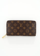 Load image into Gallery viewer, Louis Vuitton Monogram Zippy Wallet Red