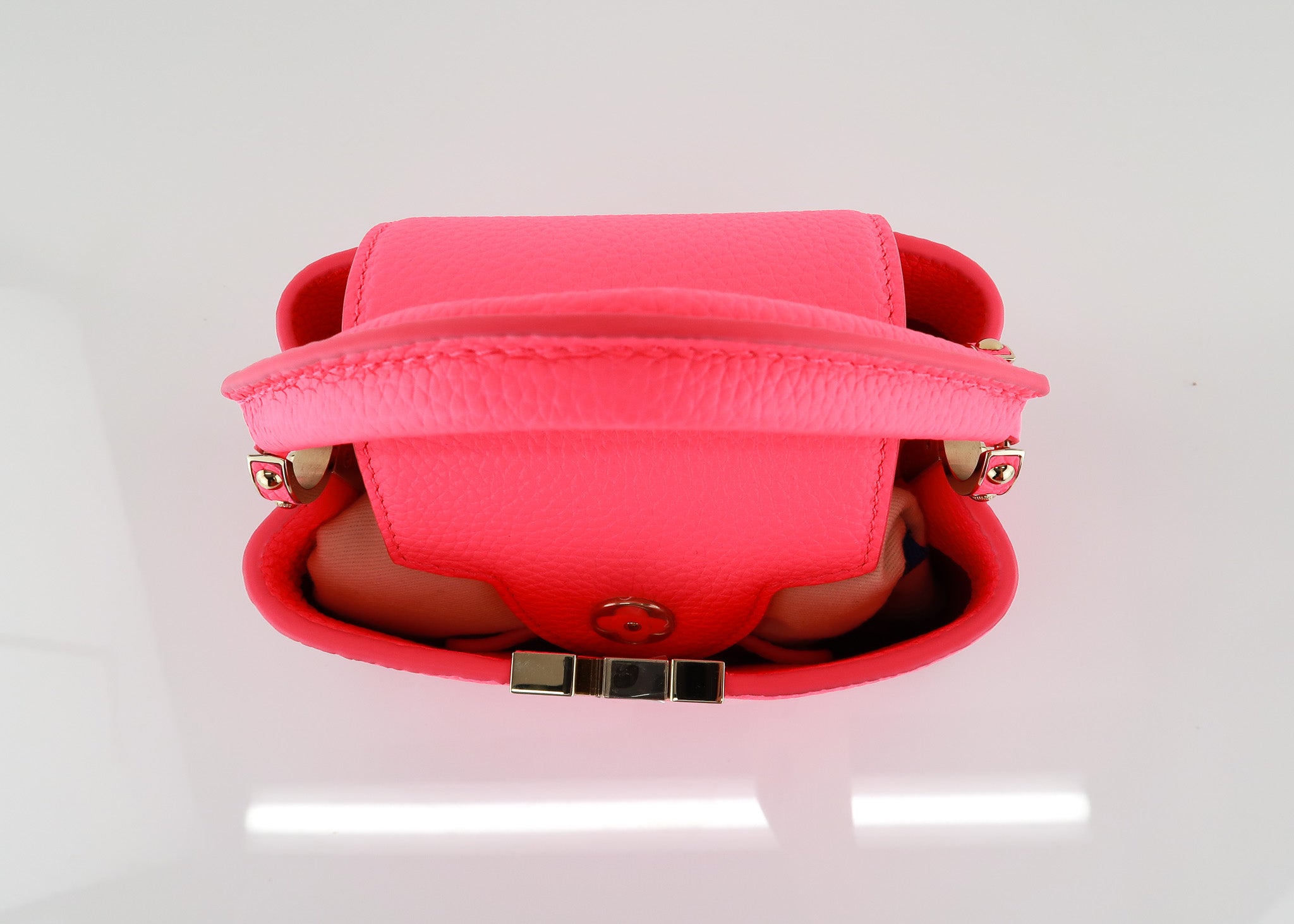 Louis Vuitton Capucines Mini Taurillon Neon Pink – DAC