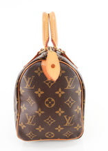 Load image into Gallery viewer, Louis Vuitton Monogram Speedy 25