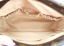 Load image into Gallery viewer, Louis Vuitton Monogram Toiletry 28