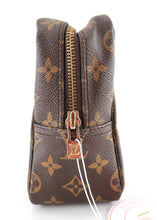 Load image into Gallery viewer, Louis Vuitton Monogram Toiletry 28