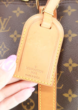 Load image into Gallery viewer, Louis Vuitton Monogram Keepall 55 Bandouliere
