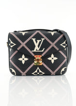 Load image into Gallery viewer, Louis Vuitton Broderies Pochette Metis Black