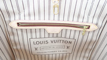Load image into Gallery viewer, Louis Vuitton Monogram Neverfull MM