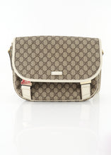 Load image into Gallery viewer, Gucci Large Supreme Canvas Messenger White