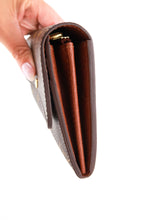 Load image into Gallery viewer, Louis Vuitton Monogram Sarah Wallet