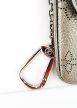 Load image into Gallery viewer, Louis Vuitton Mahina Key Pouch Silver