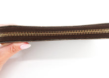 Load image into Gallery viewer, Louis Vuitton Monogram Zippy Wallet