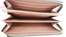 Load image into Gallery viewer, Louis Vuitton Monogram Zippy Wallet