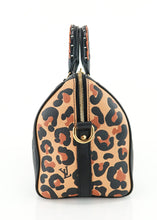 Load image into Gallery viewer, Louis Vuitton Wild at Heart Empreinte Speedy 25 Bandouliere Leopard