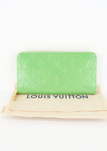 Louis Vuitton Vernis Monogram Zippy Green