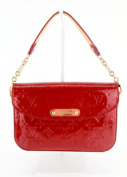 Louis Vuitton Vernis Monogram Rodeo Red