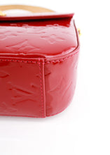Load image into Gallery viewer, Louis Vuitton Vernis Monogram Rodeo Red