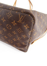 Load image into Gallery viewer, Louis Vuitton Monogram Neverfull GM