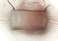 Load image into Gallery viewer, Louis Vuitton Monogram Neverfull GM